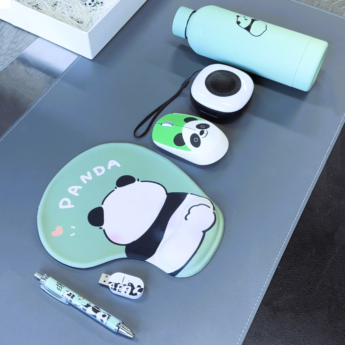 Panda Desktop set